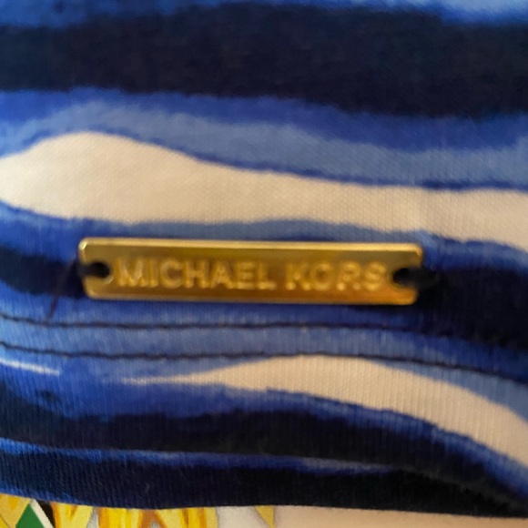 NWT’s Michael Kors 3/4 Bell sleeve Top - Picture 5 of 5